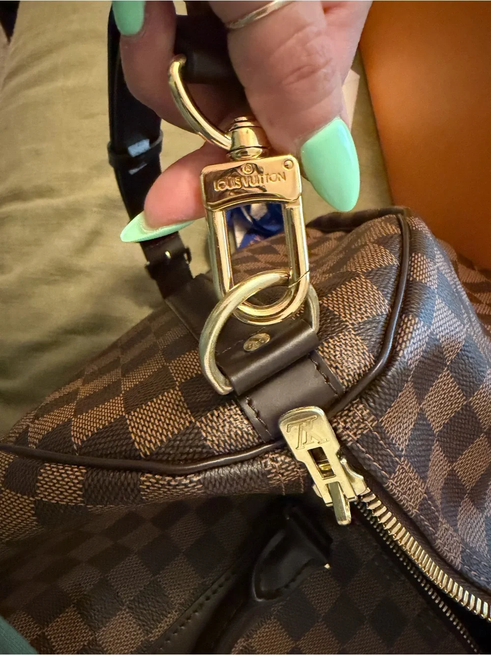 Louis Vuitton Keepall Bandouliere 45 Damier Ebene - Picture 7 of 9